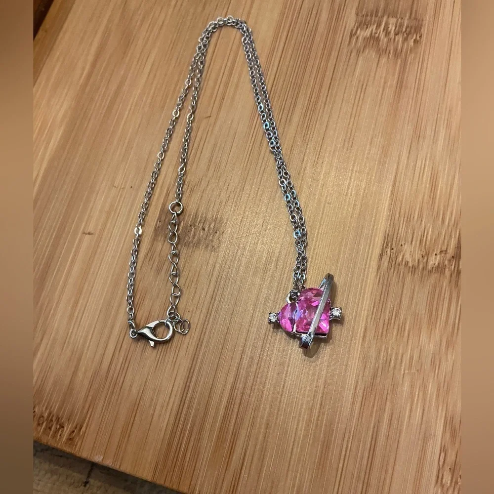 Pink faux Gemstone Necklace 18” NWOT